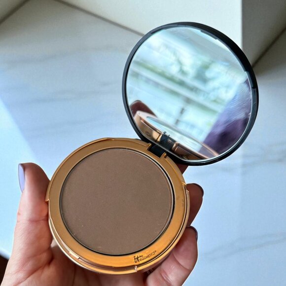 IT Cosmetics Bye Bye Pores Bronzer New Without Box Beach Color - Picture 1 of 6